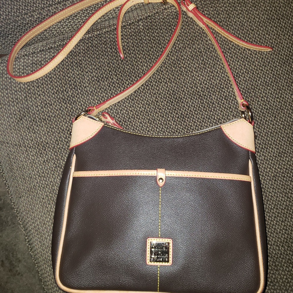 🌺Dooney & Bourke Kimberly Crossbody bag